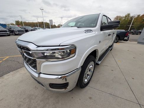 New 2026 RAM 1500 4x4 Crew Cab image 11