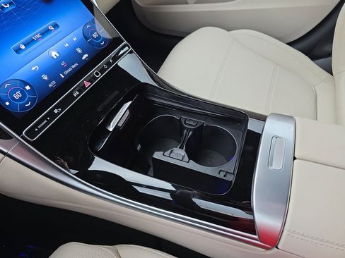 New 2026 Mercedes-Benz C 300 4MATIC Sedan image 25