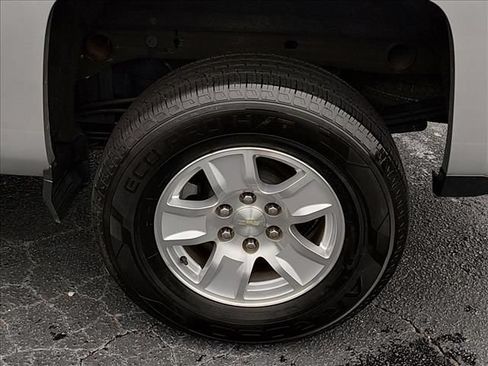 Used 2018 Chevrolet Silverado 1500 LT w/ All Star Edition RWD image 15