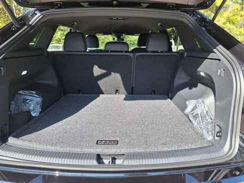 New 2026 Volkswagen Atlas Cross Sport SE image 24