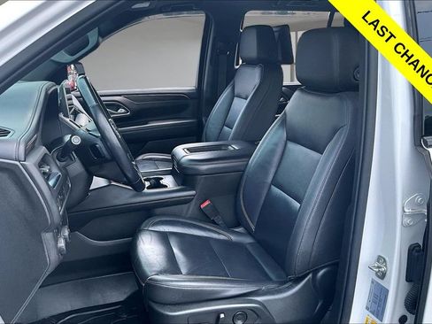 Used 2021 Chevrolet Tahoe Z71 w/ Rear Media and Nav Package AWD/4WD image 25