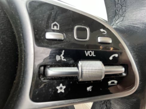 Used 2021 Mercedes-Benz GLS 450 4MATIC image 34