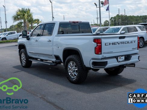 Used 2026 Chevrolet Silverado 2500 High Country w/ Technology Package AWD/4WD image 5