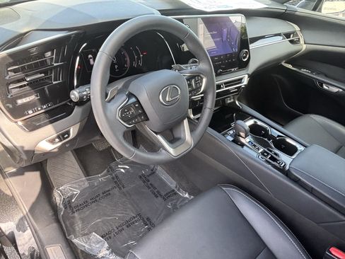 Used 2024 Lexus RX 350 FWD w/ Technology Package image 17