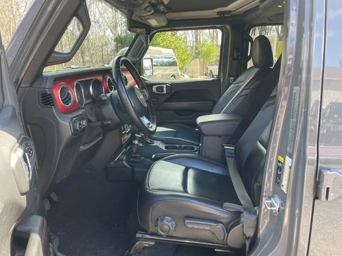 Used 2020 Jeep Wrangler Unlimited Rubicon w/ Dual Top Group AWD/4WD image 12