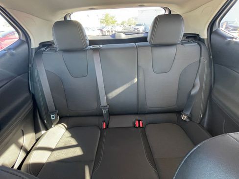 Used 2025 Buick Encore GX Preferred image 36