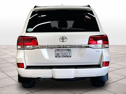 Used 2019 Toyota Land Cruiser AWD/4WD image 7