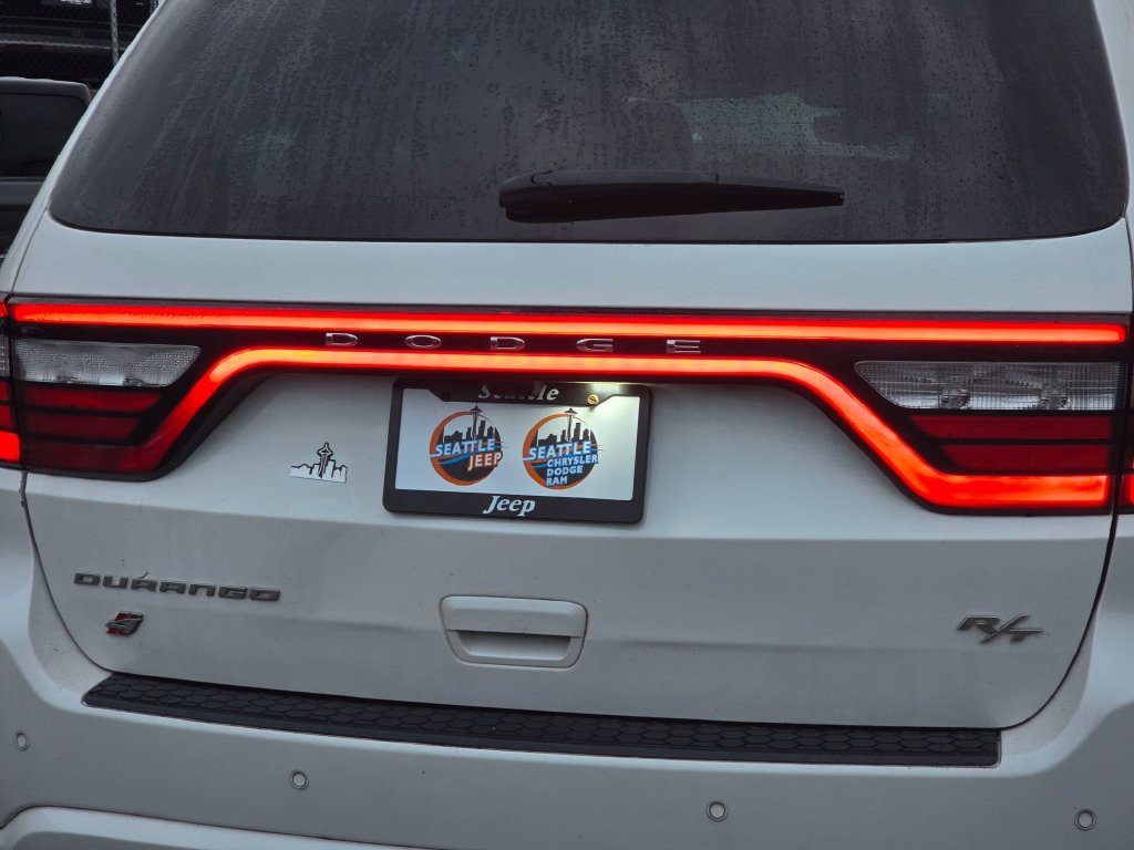 Used 2018 Dodge Durango R/T w/ Technology Group AWD/4WD image 14