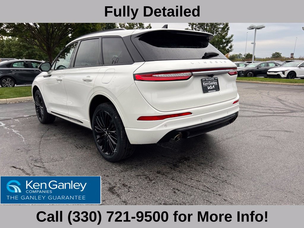 Used 2024 Lincoln Corsair Reserve w/ Equipment Group 201A AWD/4WD image 13