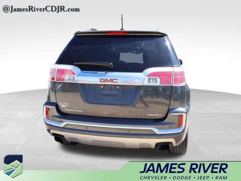 Used 2017 GMC Terrain Denali image 13