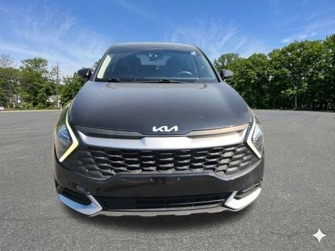 Used 2023 Kia Sportage LX AWD/4WD image 3