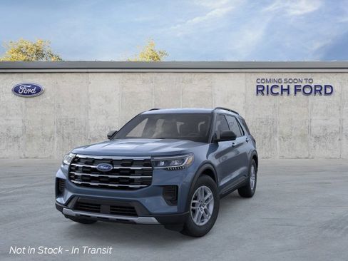 New 2026 Ford Explorer Active AWD/4WD image 2