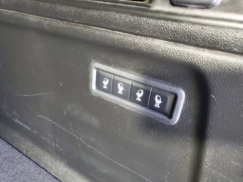 Used 2023 Jeep Wagoneer L Series II AWD/4WD image 34
