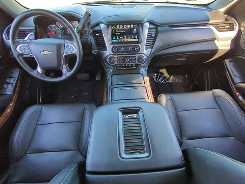 Used 2019 Chevrolet Tahoe Premier image 13