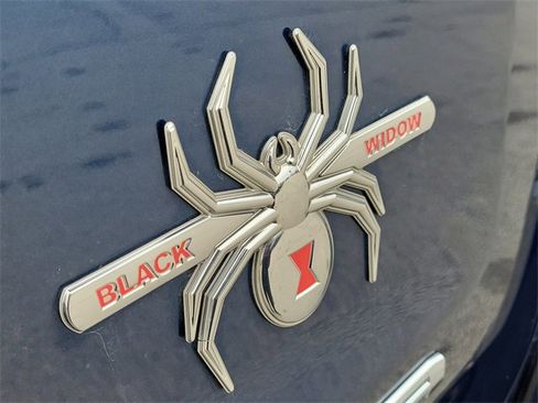 Used 2019 GMC Sierra 1500 SLT w/ SLT Premium Plus Package image 9