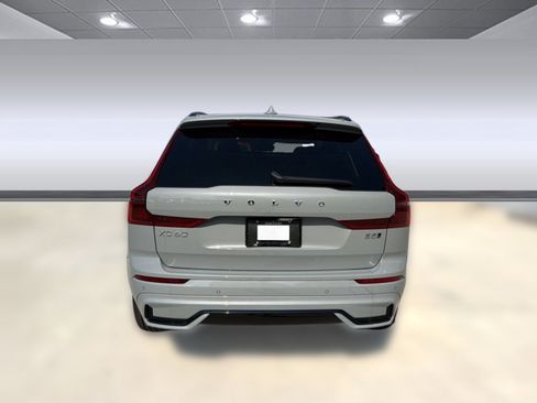 New 2026 Volvo XC60 B5 Plus w/ Climate Package AWD/4WD image 10