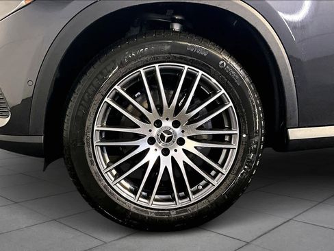 New 2026 Mercedes-Benz GLC 300 4MATIC image 17