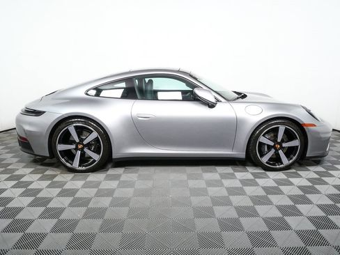 Certified 2025 Porsche 911 Carrera image 24