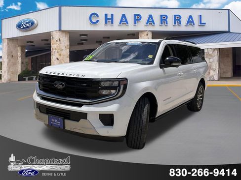 Used 2025 Ford Expedition Max Platinum AWD/4WD image 2