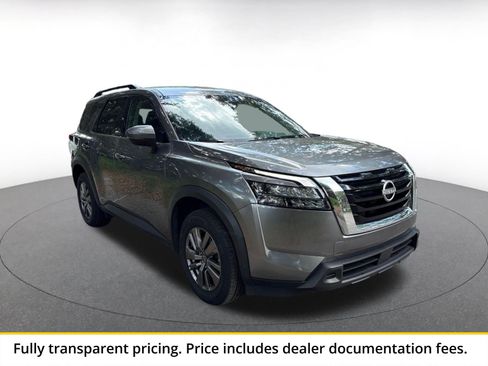 Used 2025 Nissan Pathfinder SV FWD image 1