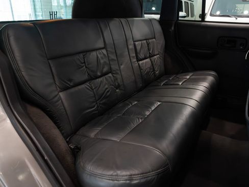 Used 2000 Jeep Cherokee Sport AWD/4WD image 24