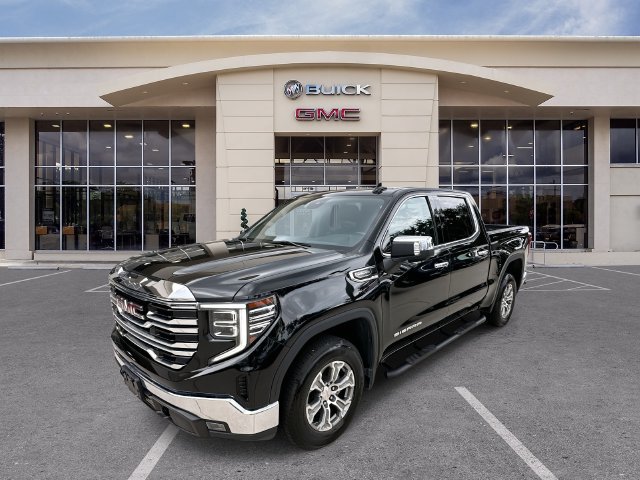Certified 2024 GMC Sierra 1500 SLT RWD image 1