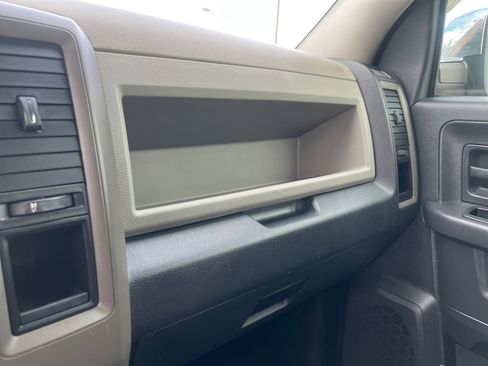 Used 2012 RAM 1500 Express image 32