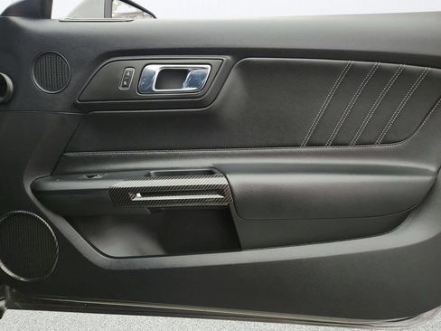 Used 2015 Ford Mustang GT Premium RWD image 25
