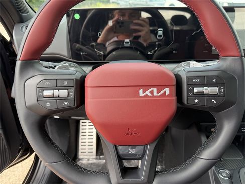 New 2025 Kia K4 GT-Line Turbo image 30