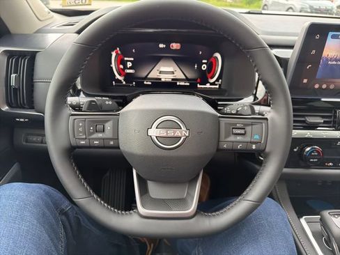 New 2026 Nissan Pathfinder SL AWD/4WD image 15