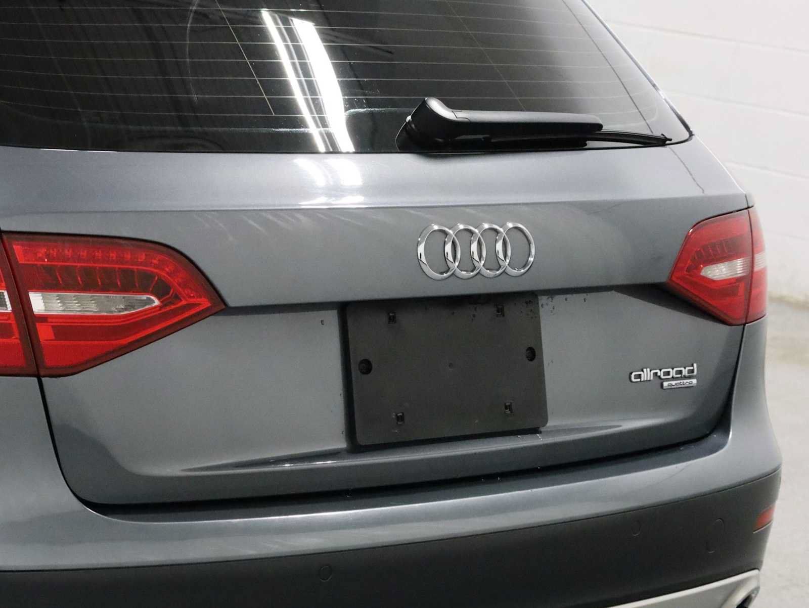 Used 2013 Audi A4 Premium Plus AWD/4WD image 8