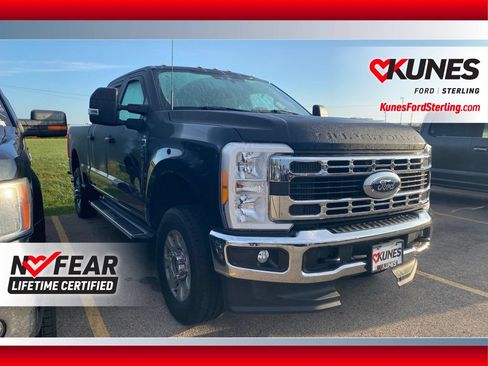 Used 2023 Ford F250 XLT w/ FX4 Off-Road Package AWD/4WD image 1