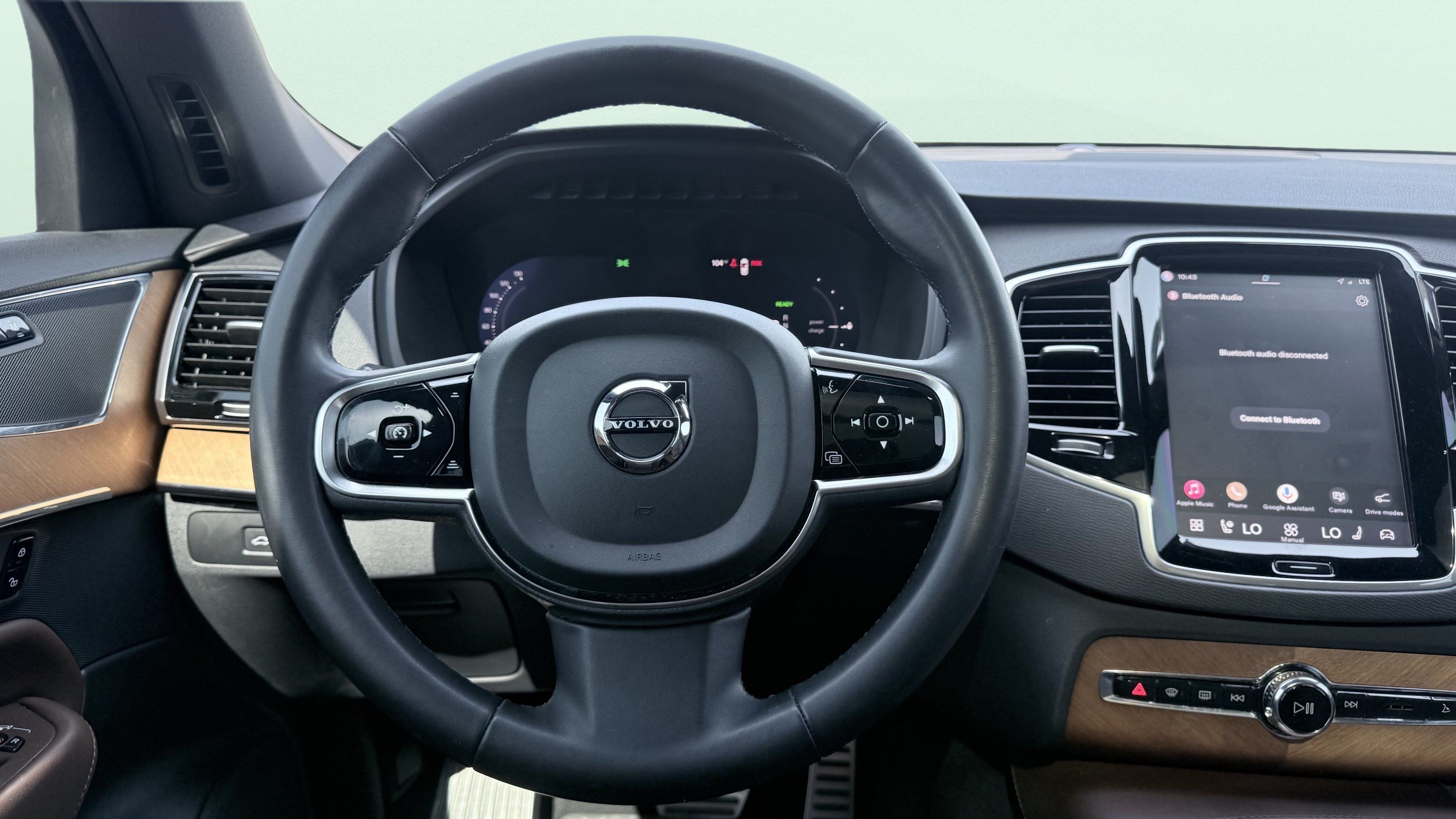 Used 2024 Volvo XC90 T8 Plus w/ Protection Package Premier AWD/4WD image 60