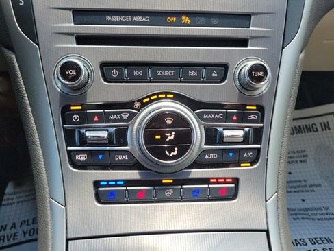 Used 2019 Lincoln MKZ Reserve AWD/4WD image 8