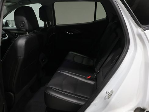 Used 2023 GMC Terrain SLT w/ Tech Package AWD/4WD image 17
