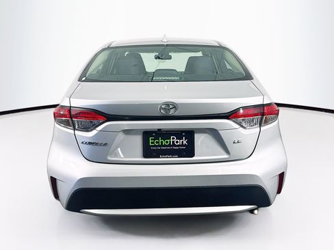 Used 2021 Toyota Corolla LE w/ Carpet Mat Package (TMS) FWD image 7