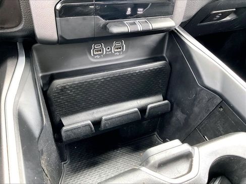Used 2023 RAM 1500 Big Horn AWD/4WD image 30