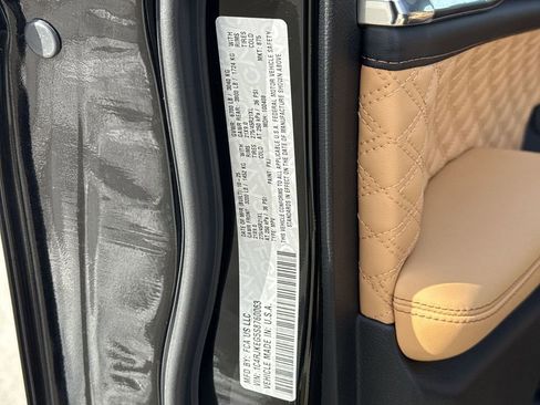 New 2025 Jeep Grand Cherokee L Summit w/ Obsidian Package image 32