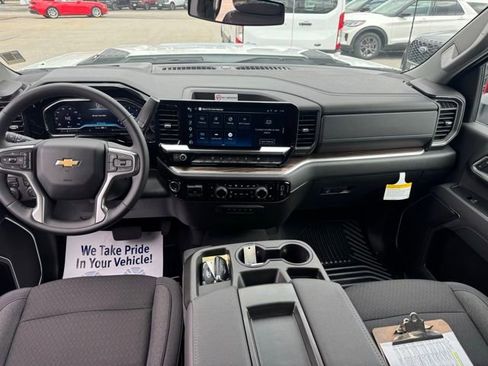 Used 2025 Chevrolet Silverado 3500 LT w/ Convenience Package AWD/4WD image 26