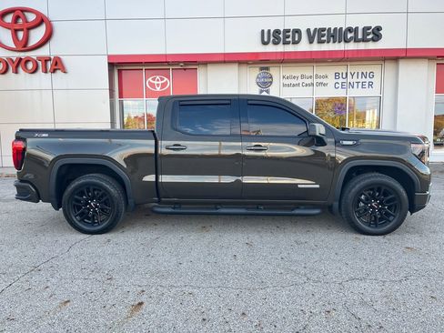 Used 2023 GMC Sierra 1500 Elevation image 7