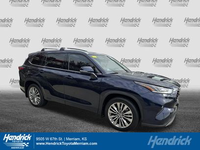 Used 2022 Toyota Highlander Platinum