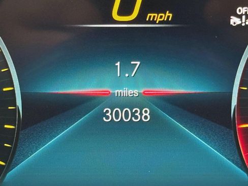 Used 2023 Mercedes-Benz CLA 250 image 18