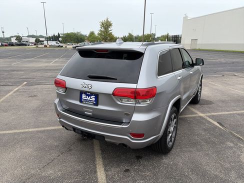 Used 2019 Jeep Grand Cherokee Overland RWD image 6