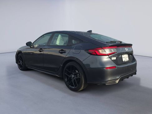 Used 2025 Honda Civic Sport image 3