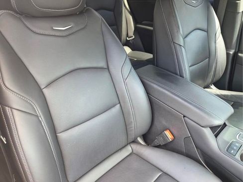 Certified 2024 Cadillac XT4 Premium Luxury FWD image 20