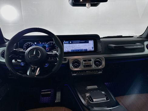 Used 2025 Mercedes-Benz G 63 AMG 4MATIC image 25