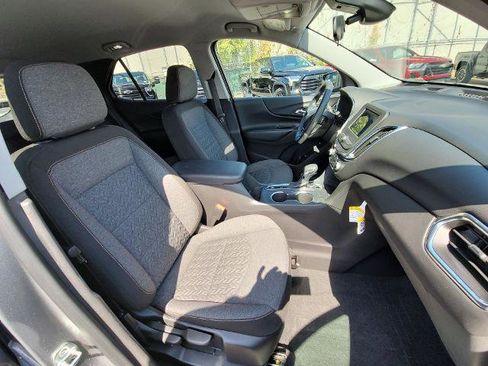 Used 2024 Chevrolet Equinox LT FWD image 26