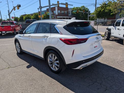 Used 2019 INFINITI QX50 Essential w/ Proactive Package FWD image 8