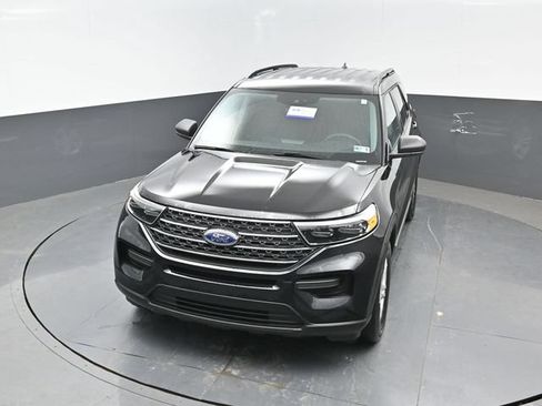 Certified 2024 Ford Explorer XLT AWD/4WD image 18