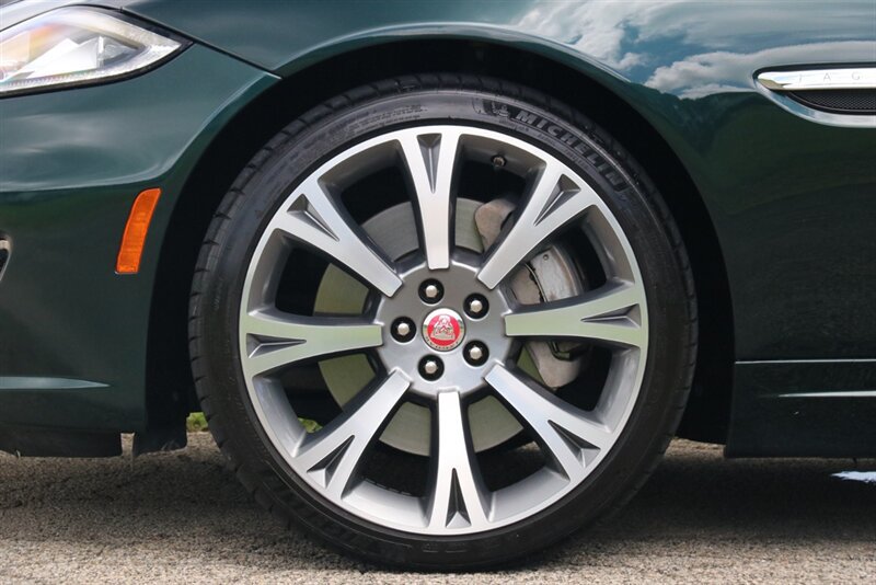 Used 2015 Jaguar XK Convertible RWD image 35